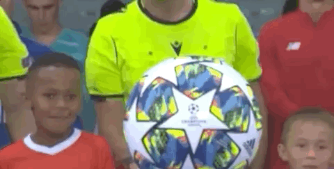 足球技巧如何从基础突破？（从基础到突破：足球技巧进阶指南）